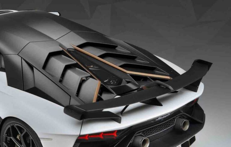 Lamborghini kündigt zweimal V12-Gewalt an